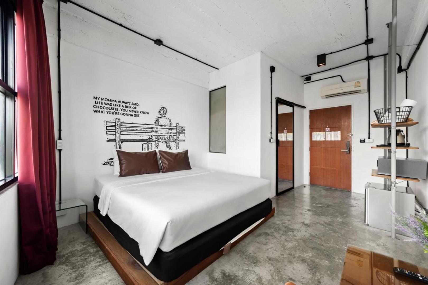 Quip Bed & Breakfast Пхукет Экстерьер фото